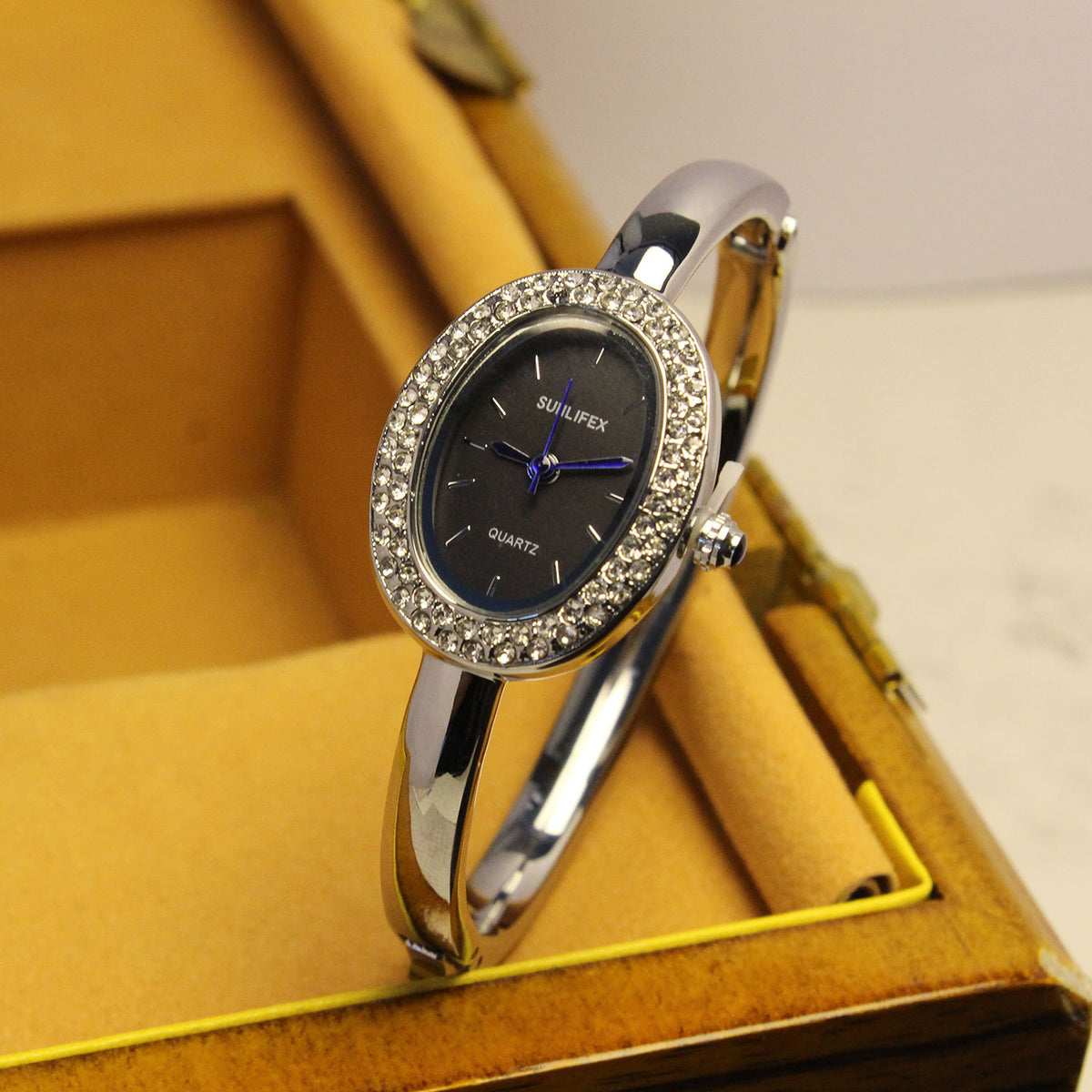Lady's Rose Gold Diamond Bezel Luxury High-end Niche Design Oval Bracelet Watch